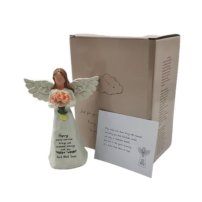 Resin Figurine with Bouquet - Creative Desktop Ornament Gift