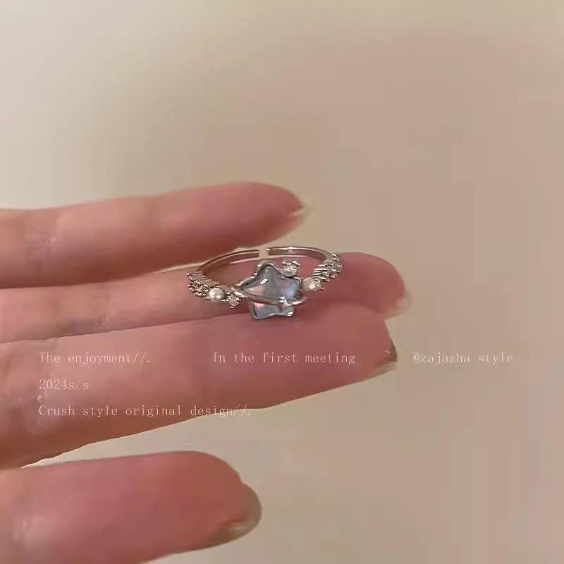 Korean Luxury Zircon Pearl Bow Ring - Vintage Niche Design, Women's Open Hand Jewelry