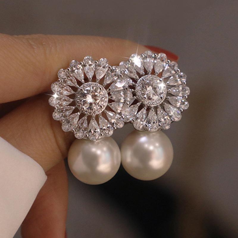 New Gorgeous Flower Imitation Pearl Earrings Women Luxury Inlaid Sparkling Cz Stone Fashion Wedding Party Jewelry Gifts