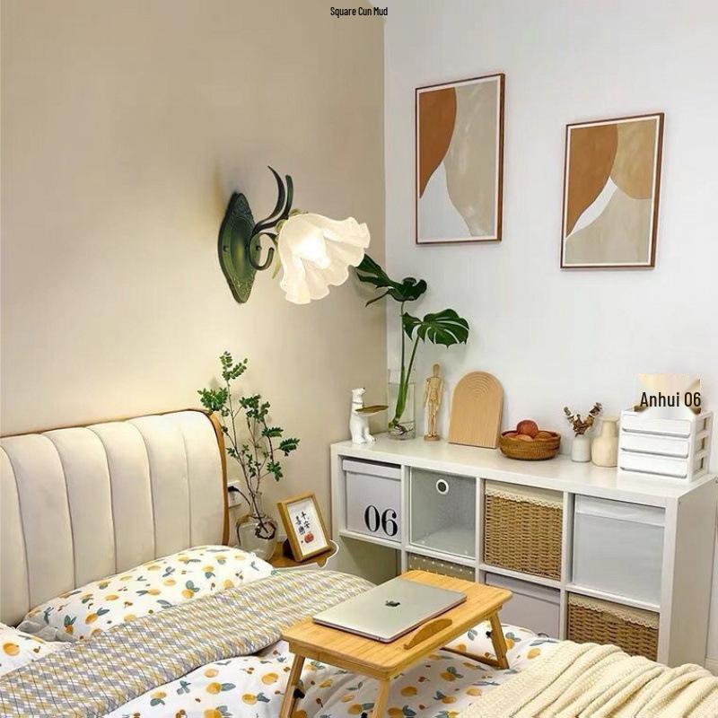 Lily of the Valley Retro Wall Sconce - French Country Style