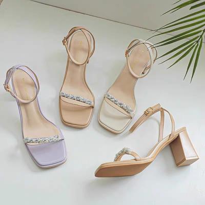 High-heeled Sandals Female 2024 New Summer Fairy Style Pearl One-word Buckle Square Head Open-toed Thick-heeled High Heels