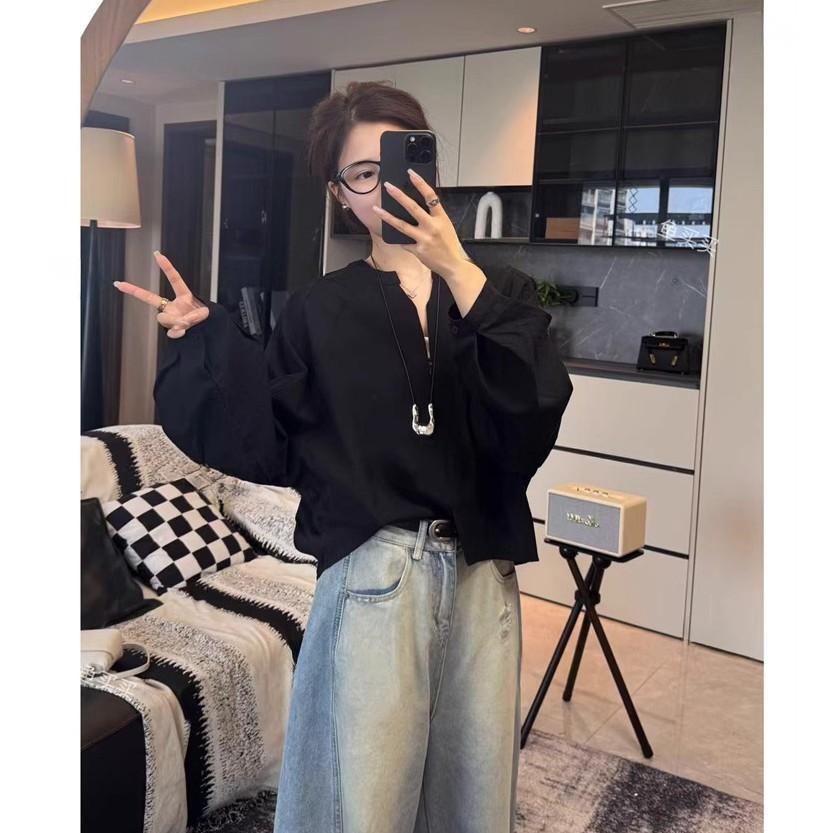 

Женская рубашка в корейском стиле с V-образным вырезом, однотонная - 2025 весна/лето, повседневный свободный топ с защитой от солнца Medium чёрный