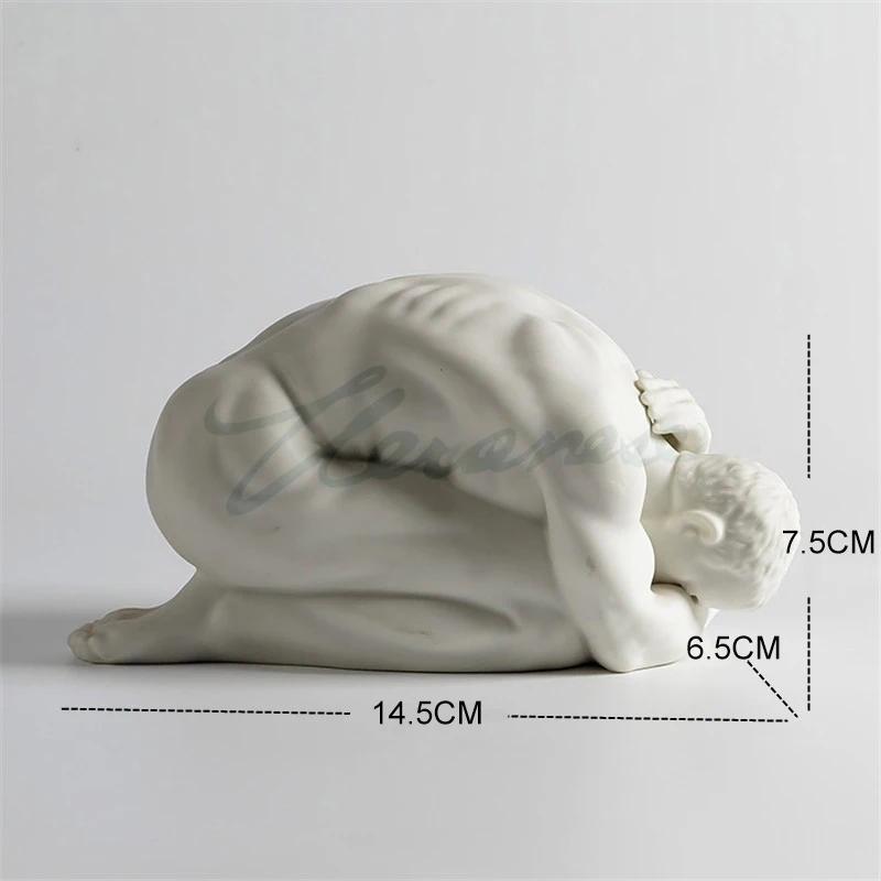 Creative Abstract Ceramics Naked Body Art Figurine Nude Man Kneeling Room Desk Statue Decoration Interior Home Decor Gifts