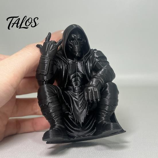 Crouching Devil God Figure Hooded Figurine, Decorative Ornament with Skull Mask & Muscle Lines, Hip Rock Metal Sculpture Hop Gothic Rocker Statue for