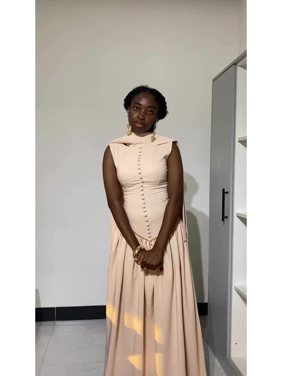 

2025 Winter Elegant Sleeveless Slimming Long Dress for Women Extra Large слоновая кость