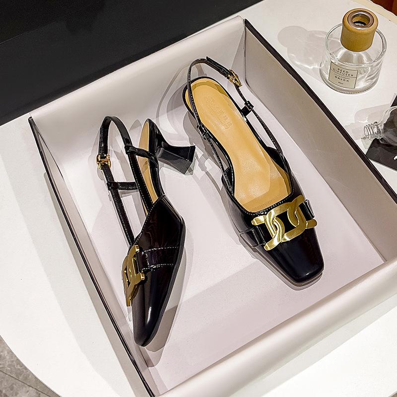 Square head rear empty single shoes middle heel 2025 new summer one-word buckle with high heels retro temperament bag head sandals