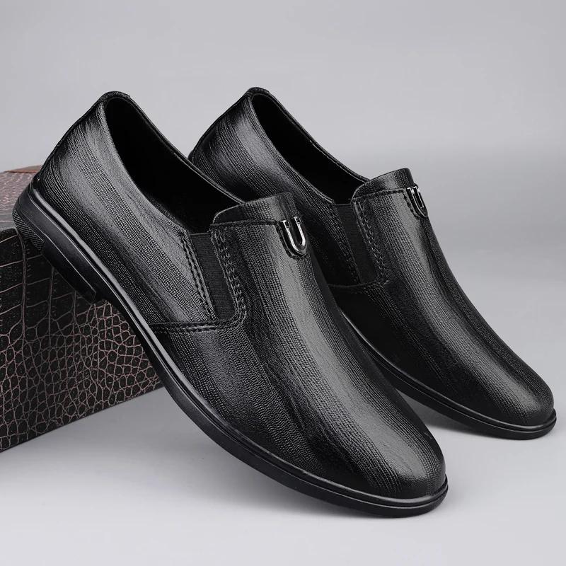 Fashion 2025 New Casual Leather Business Loafers for Men Round Toe Formal Office Wedding Dress Shoes Handmade Slip-On Flat Walking Shoes