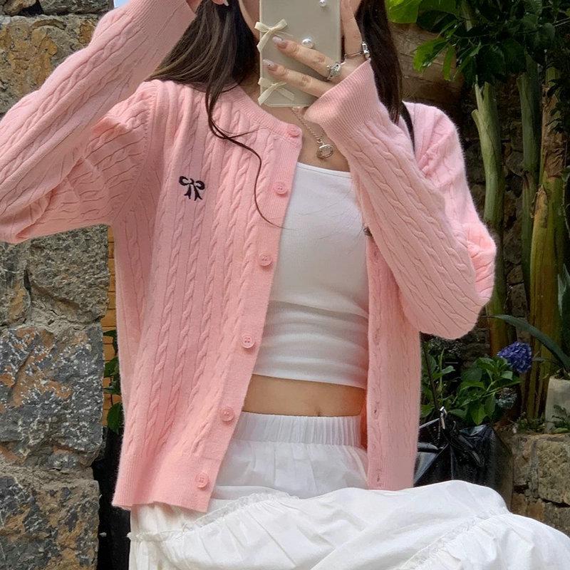 Cable Knit Cardigan Coat Women's Slim Fit, Early Autumn Korean College Style, Versatile Short Sweater Coat.