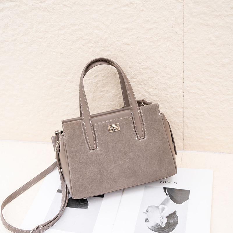 Echte Leder Damen Tasche Herbst Neu Vintage Matt Gespleißtes Rindsleder Kleine Quadratische Handtasche Boston Tragetasche