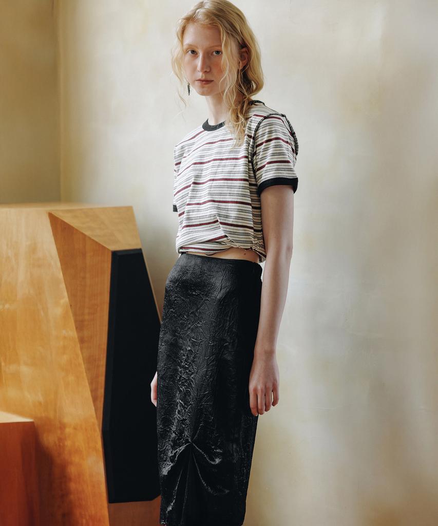 ANDNEEDS Pin Satin Skirt (Black)