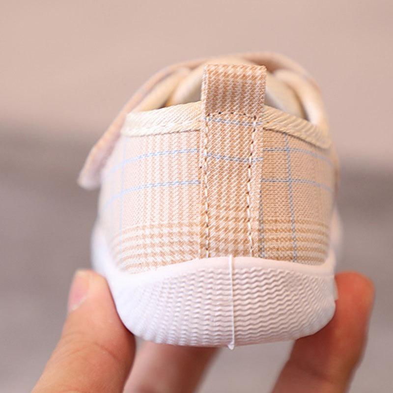 New Season Baby First Walkers Infant Cartoon Soft-Soled Cloth Shoes for Boys & Girls Unisex Animal Graphic Shoes