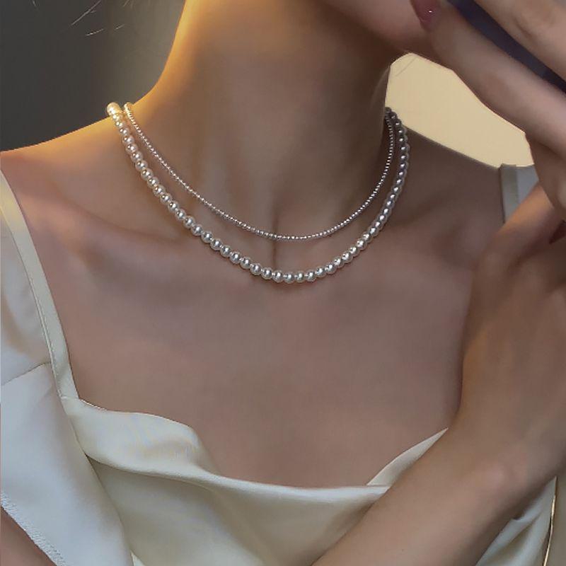 White Shell Pearl Necklace - Elegant & Luxurious Jewelry for Women