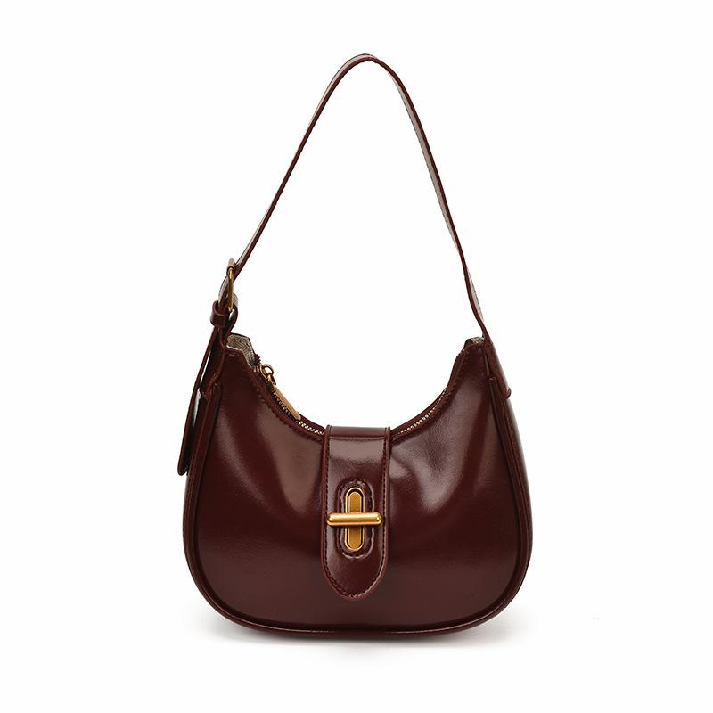 High-value small bag women's summer new fashion messenger bag commuter shoulder armpit bag small square bag