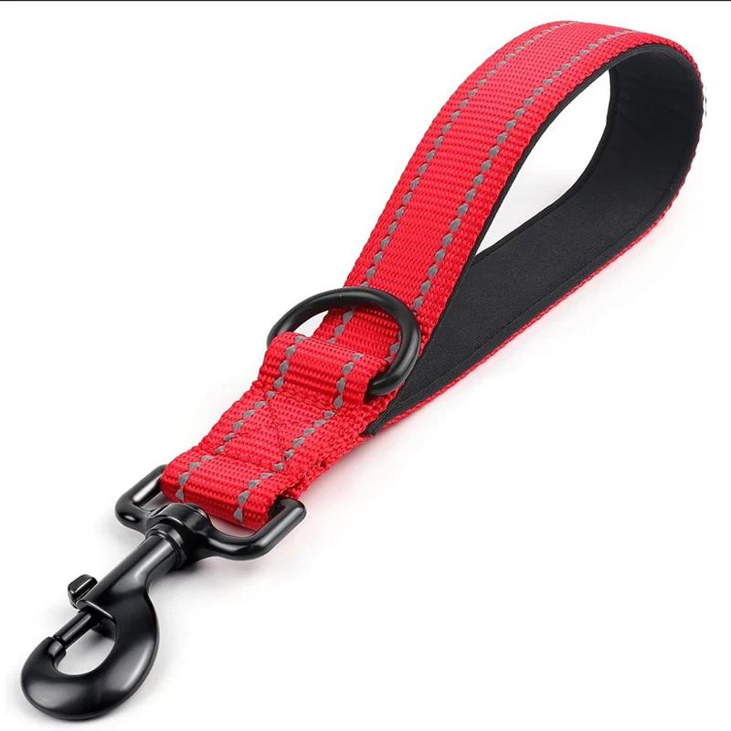 

30/45/60cm Dog Rope Short Dog Lead Nylon Reflective Big Dog Training Leash With Zinc Alloy Lock Lockable 360 Degree Rotation S червоний