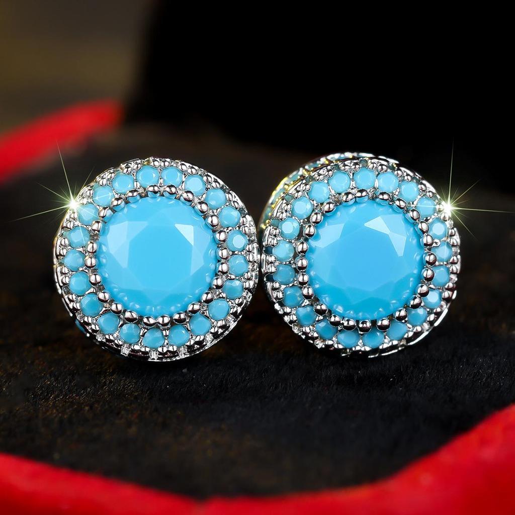 New Hong Kong Style Full Diamond Round Stud Earrings for Women - European & American High-End Hollow Design, Innovative and Stylish Jewelry