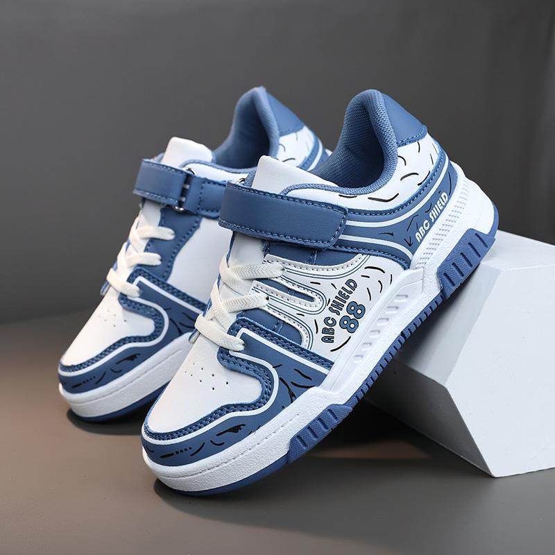 

Children s sports shoes waterproof student casual shoes girls flat bottomed leather board shoes boys running Skate shoe sports 39