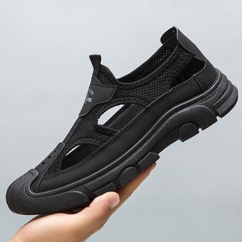 

Sandals men s summer new soft leather mesh breathable hole shoes outdoor leisure wading shoes beach shoes foreign trade 44 чорний