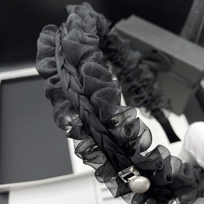 Spring/Summer 2024 Women's Hair Accessories: Stylish Hair Clips, Headbands, and Mesh Ties for Outings and Daily Use.