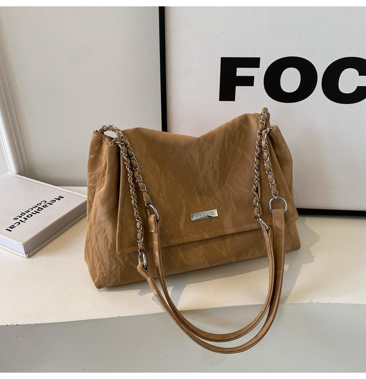 Premium Sense Simple Underarm Bag 2025 New Women's Bag Fashionable Large Capacity Shoulder Bag Trendy Versatile Messenger Bag