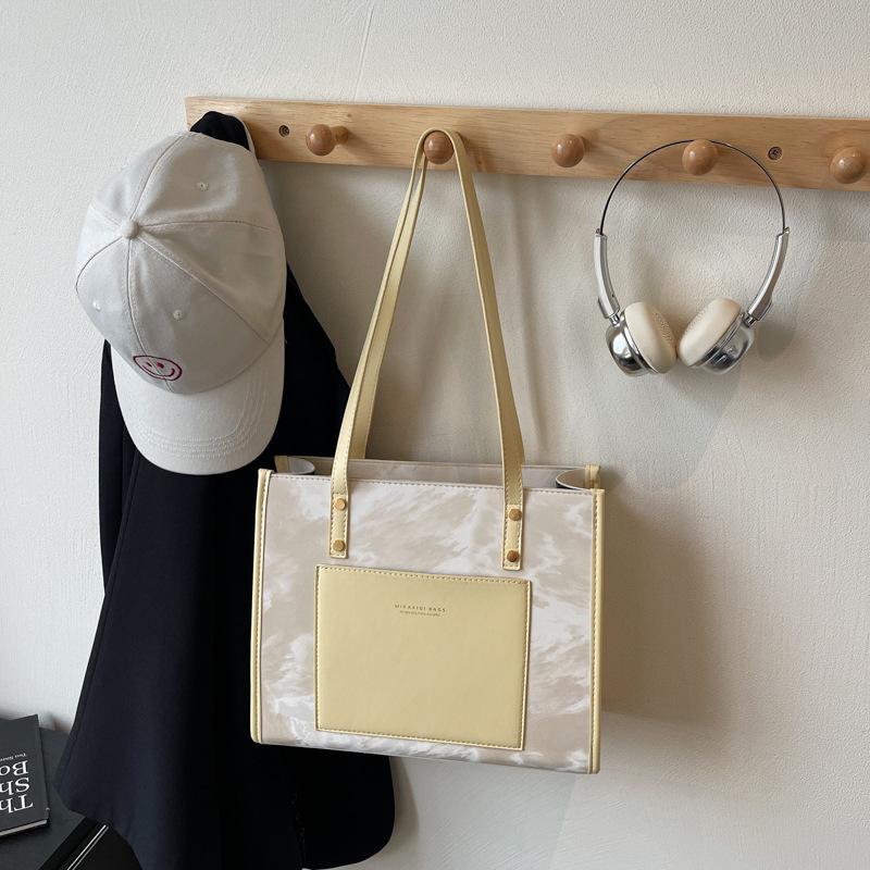 Premium Tote Bag New Commuter Bag Large Capacity Women's Bag Summer Versatile Handheld Shoulder Bag