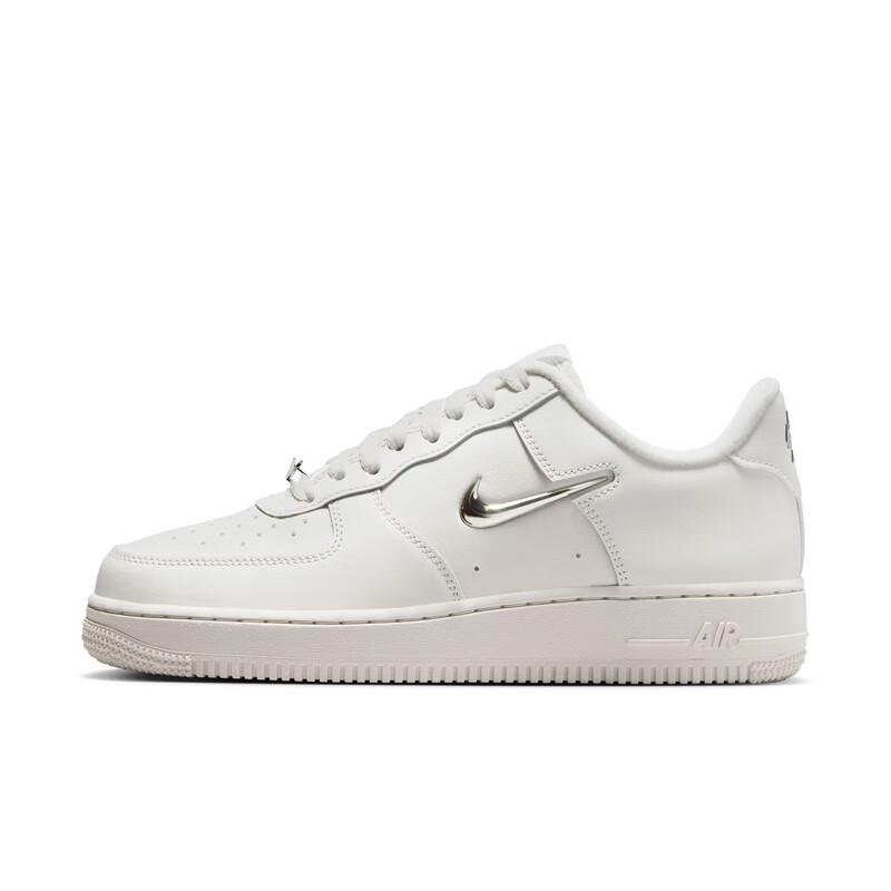 Nike WMNS Air Force 1 '07 Casual Sneakers