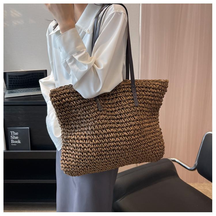 IELGY Commuter Straw Tote Bag Large Capacity All-Match Woven Shoulder Bag