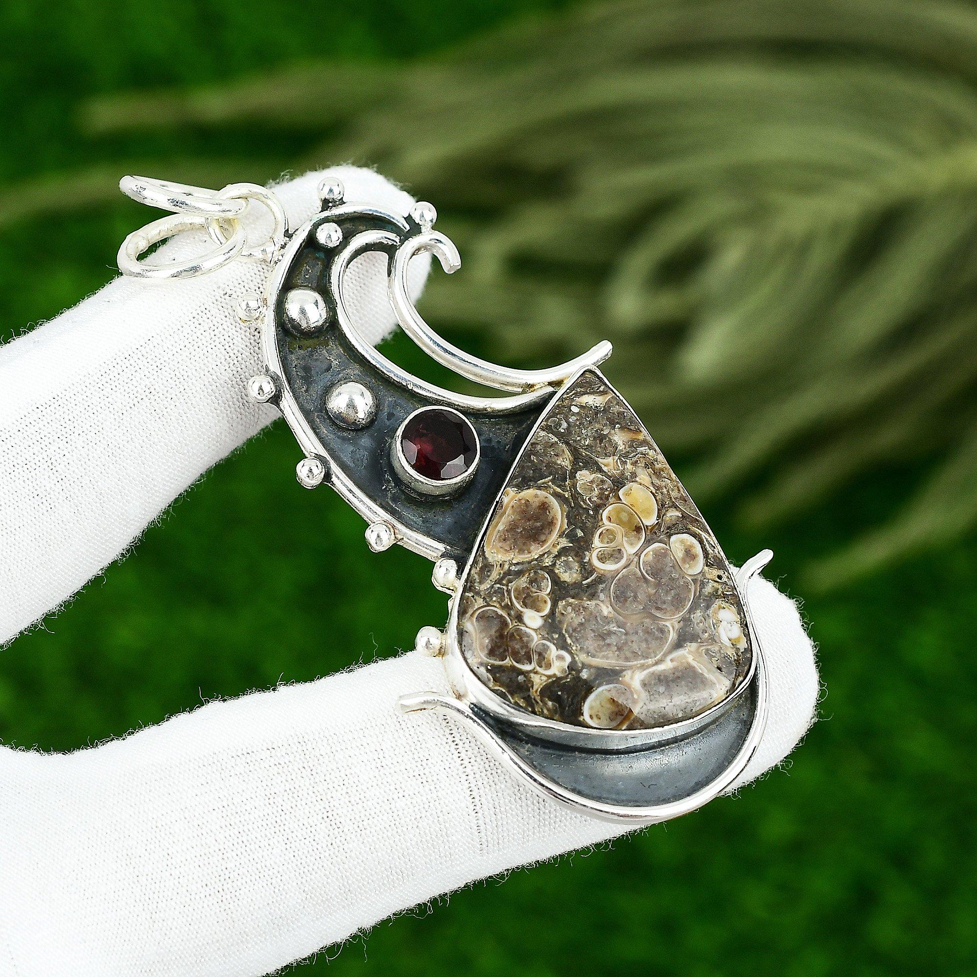 

Pear Natural Turritella Agate Mozambique Garnet 925 Silver New Pendant Jewelry