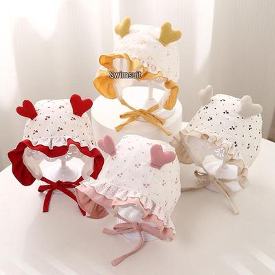 Blumenmuster Baby-Mädchen-Hut mit Spitzenbesatz und Ohrenschutz für Frühling/Sommer