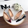 The Inner Height Increase Is Not Tired, the Foot Water Rivet Patent Leather Shoes, Flat Heels Women's Shoes Are Versatile, Pointed Single Shoes