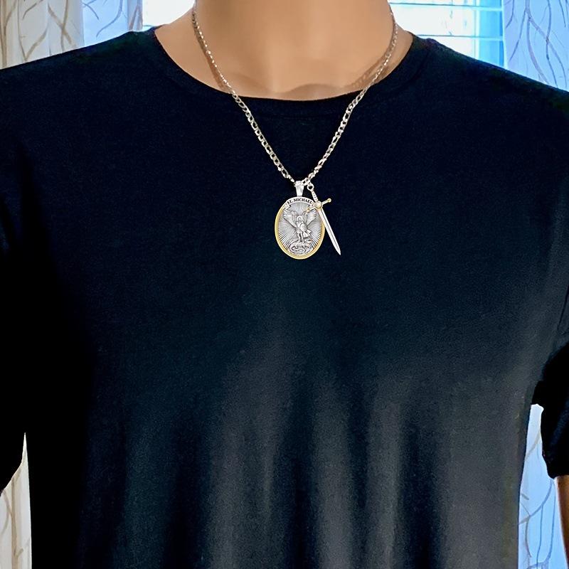 Collier Pendentif Croix de Saint Michel Épée Hip-Hop Européen et Américain Unisexe