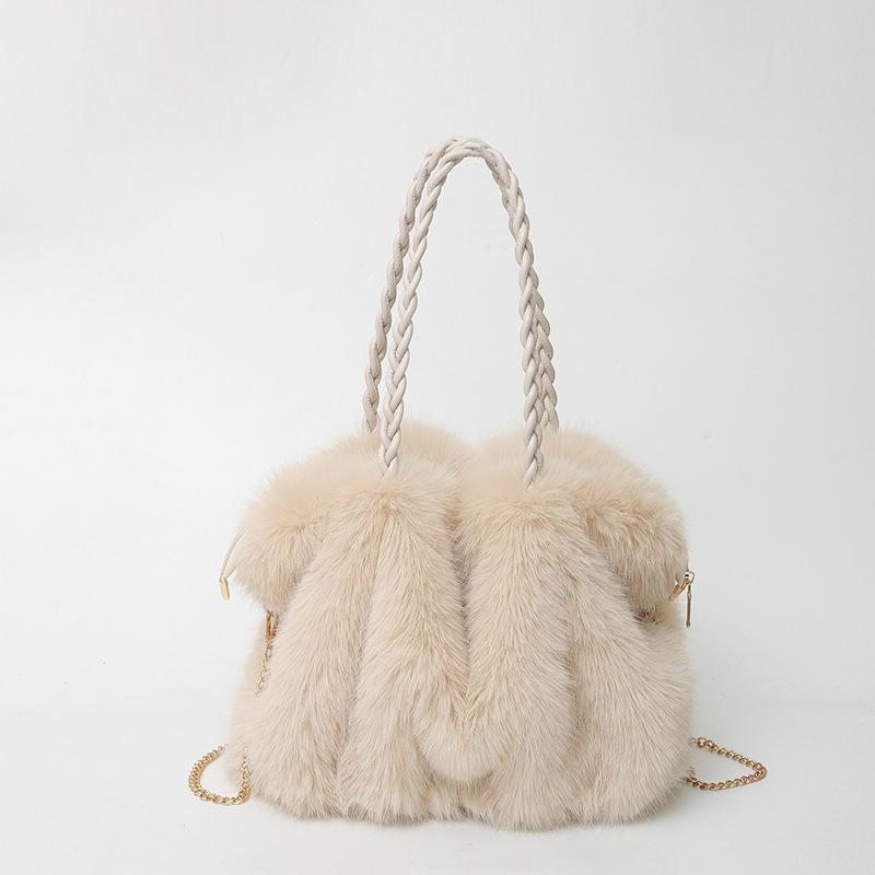 

Winter Plush Tote Bag Women Large Capacity Fluffy Shoulder Bag Fashi Casual Handbag With Woven Handle Cute Chain Crossbody Bag 33x16x29cm бежевый