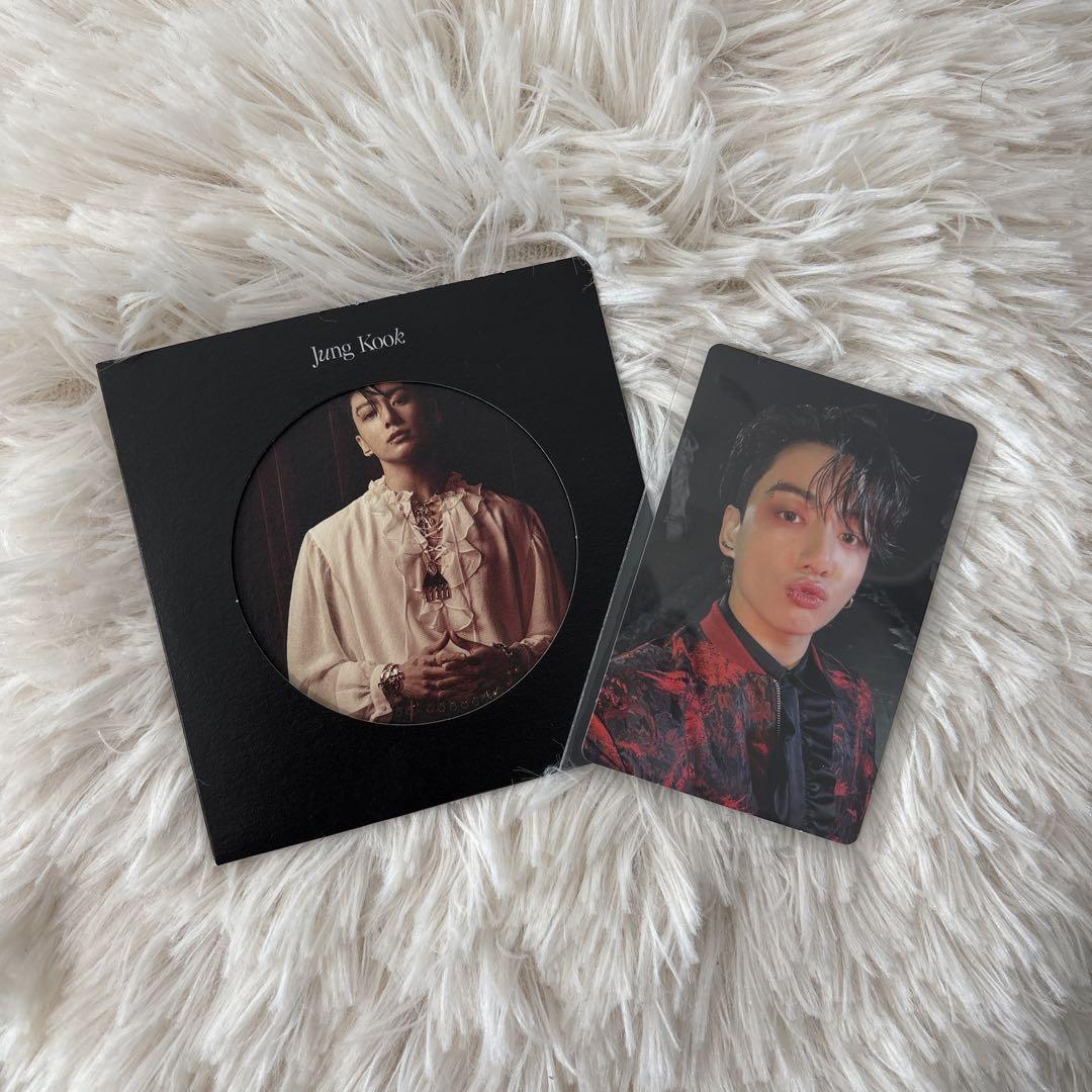 

[USED] Solo Photobook Me, Myself, & Jung Kook Trading Cards and Coasters