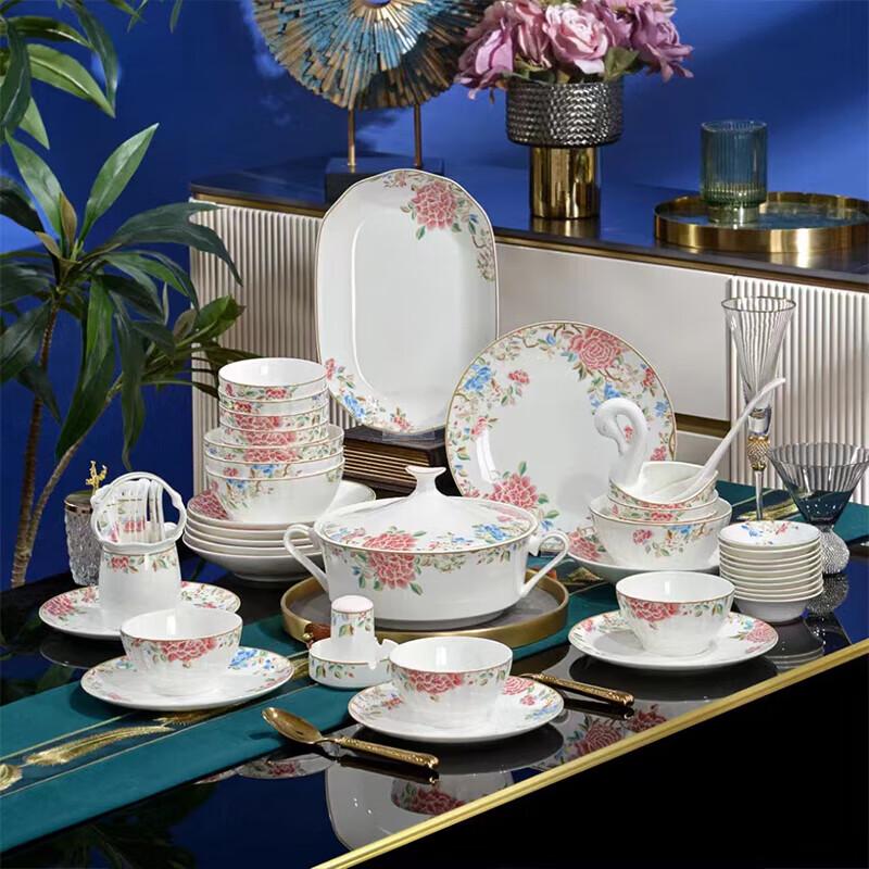 Tangshan Brocade Years 50-Piece Bone China Dinnerware Set