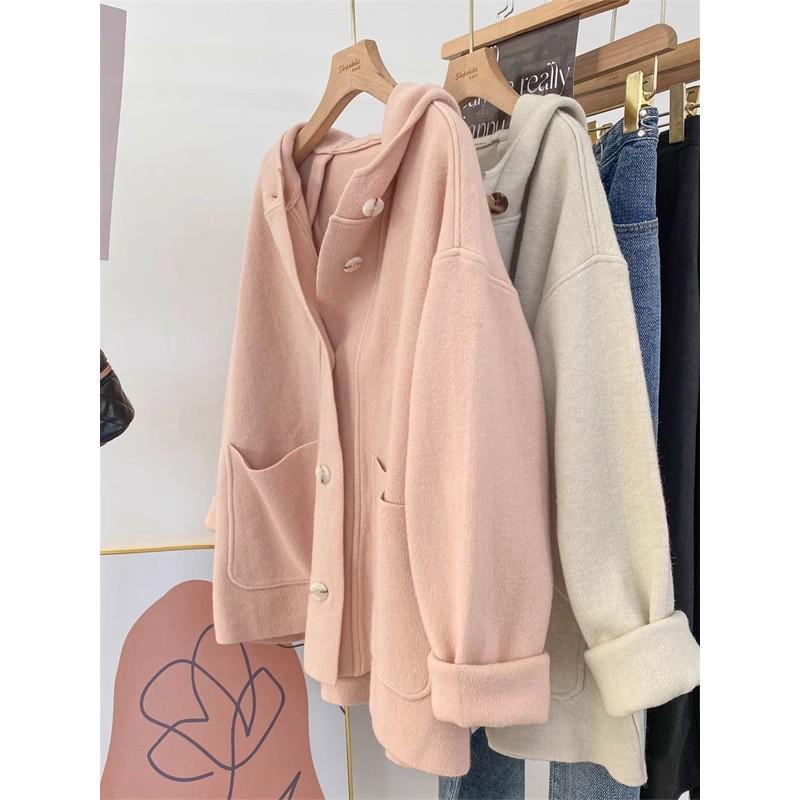 

Women s Soft Pink Hooded Cardigan – Loose, Slimming Early Autumn Outerwear Medium брудно-білий