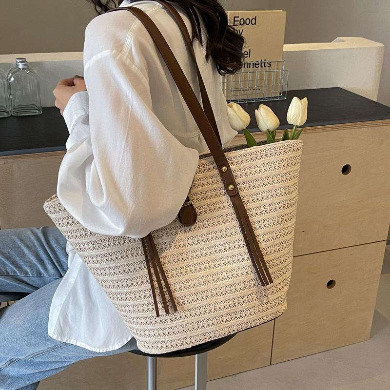 

Large Capacity Bag Women s Bag Beach Women s New Bag Shoulder Large Bag Portable Tote Bag