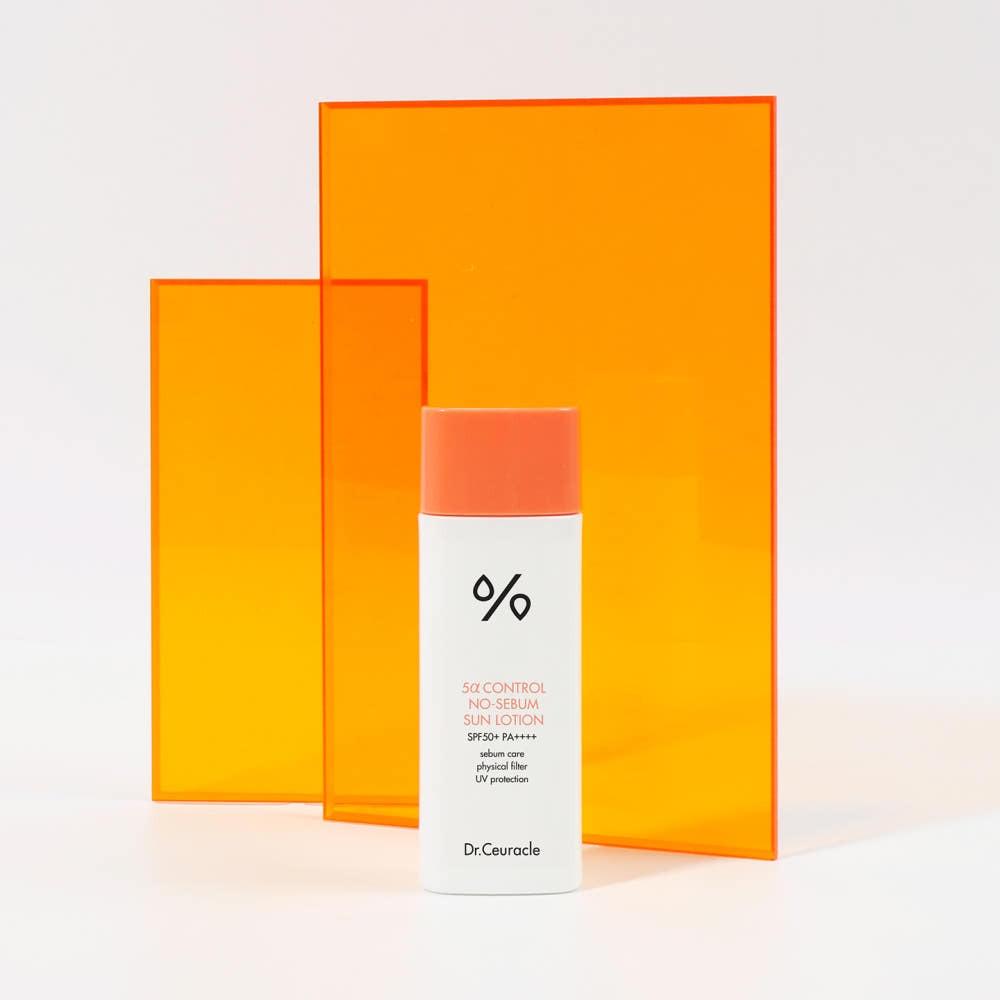 Dr.Ceuracle 5 Alpha Control No Sebum Sun Lotion SPF50+ PA++++ Sebum Control Tone Up 50ml