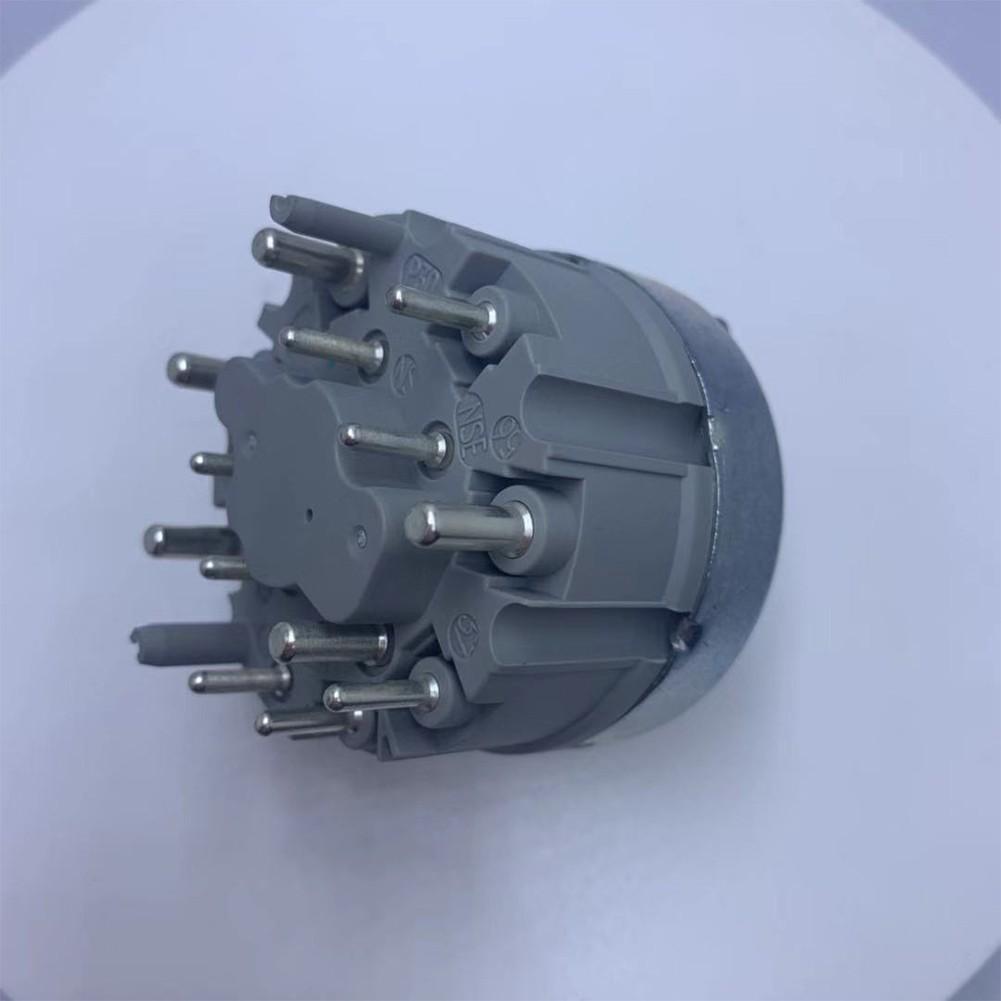 0005456204 Comutator 1BUC/1PACK 300CE 300D Aproximativ 190G