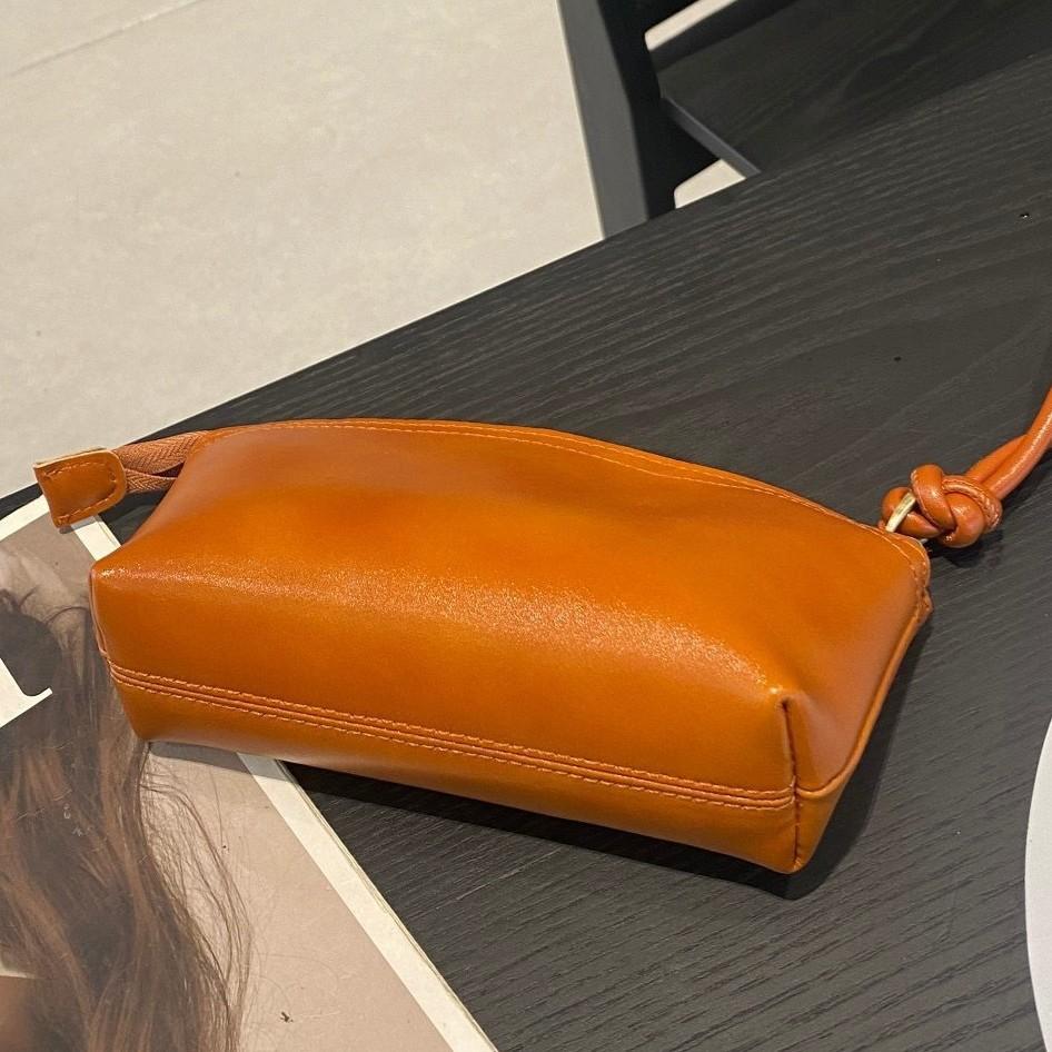 Retro First-layer Cowhide Women's Bags Women's Bags Fashionable and Practical Dumpling Bags Shell Bags Simple and Versatile Hand Grab Bags