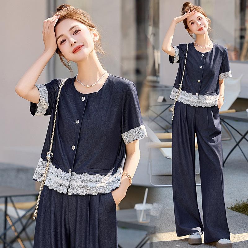 

Летний новый корейский вариант свободного темперамента и стройнящий омолаживающий кружевной комплект из двух предметов с широкими брюками для женщин XXL