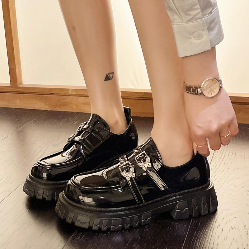 Modische klobige Plateau-Oxfordschuhe für Damen Gothic Dicke Sohle Rutschfeste Slipper Frau Lackleder Doppelschnalle Mary Jane Schuhe