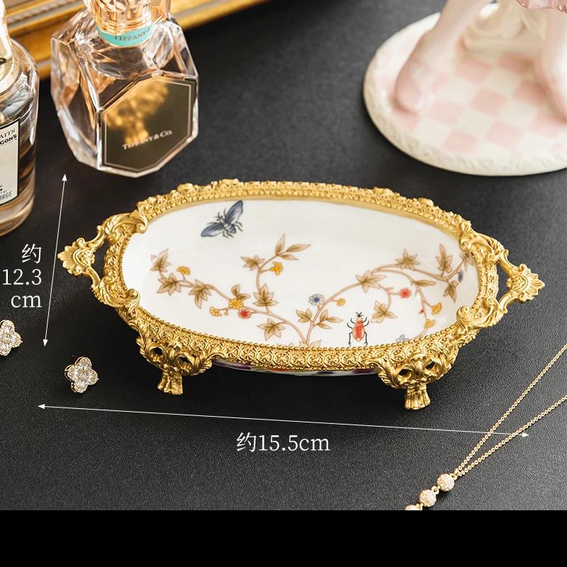Bandejas de Vidro de Latão de Luxo Leve Escultura de Palácio Francês Brincos Bandeja de Armazenamento de Joias Organização de Entrada de Casa Bandeja Decorativa
