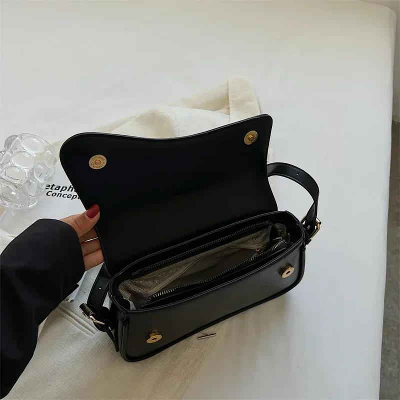 Vintage Leather Crossbody Bag for Women Designer Feminine Small Brim Shoulder Underarm Bag Bags and Bags