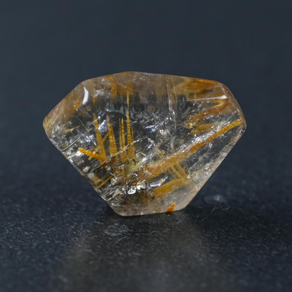 Eigado Rutilated Quartz Sun Rutilated Power Stone for Good Career and Amulet Tumble, 13.3g, Quartz, Fortune, Luck,