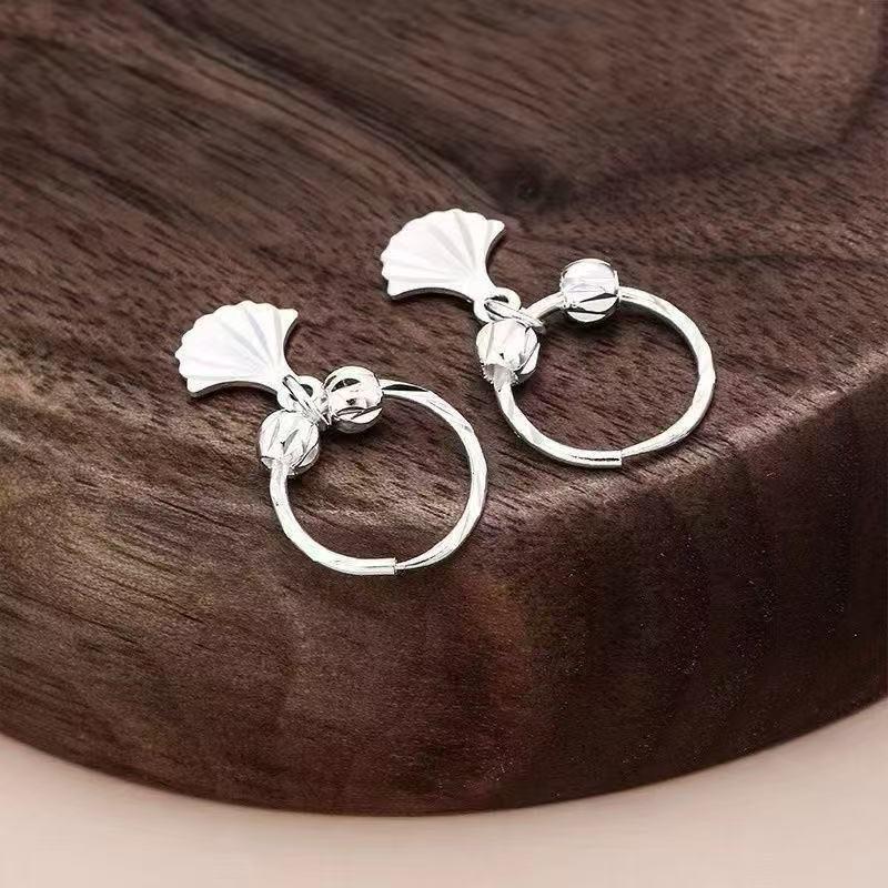 New Versatile Ocean Shell Silver Earrings for Women - Simple, Retro, and Stylish Ear Ornaments