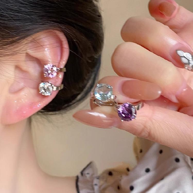 Fashionable Clip On Ear Cuff With Cubic Zirconia Stones Versatile Alloy Jewelry For Women No Piercing
