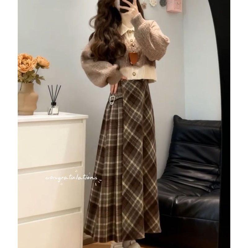 Korean-Style Casual Knit Sweater & Plaid Skirt Set for Female Students