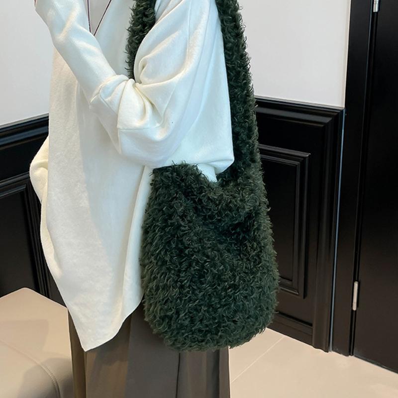 Yogodlns Korean Version Autumn and Winter New Women's Fashionable Versatile Practical Fashion Long-Haired Furry Shoulder Crossbody Bag