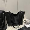 Retro Large-capacity Bag Women's 2025 New Trendy Fashion Retro Tote Bag Versatile Niche Single Shoulder Mother and Child Bag