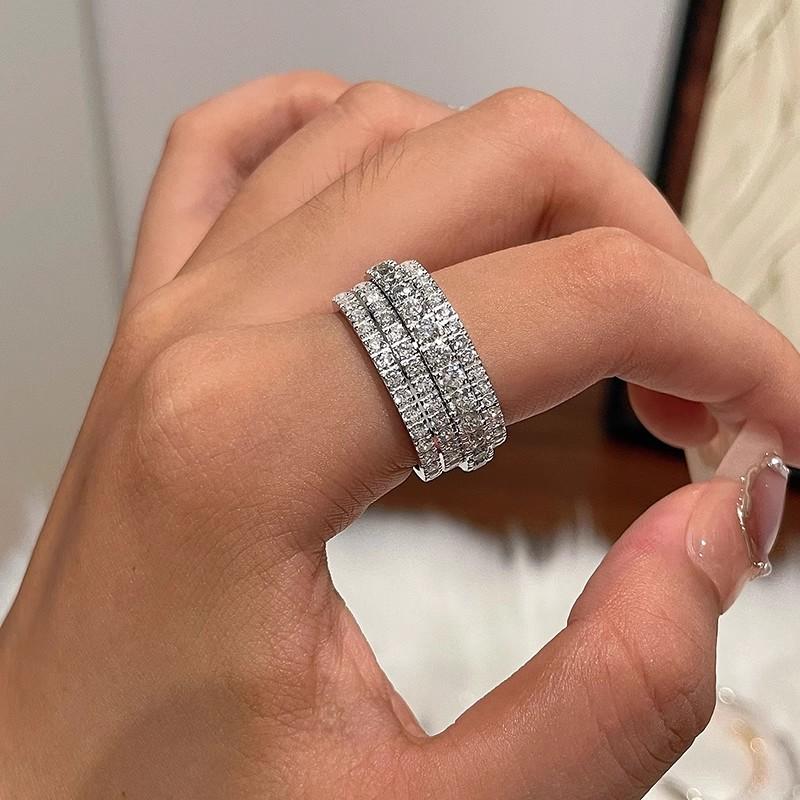 Huitan Luxury Paved Cubic Zirconia Rings for Women Wedding Band Accessories CopperColor Modern Fashionable Female Jewelry Party