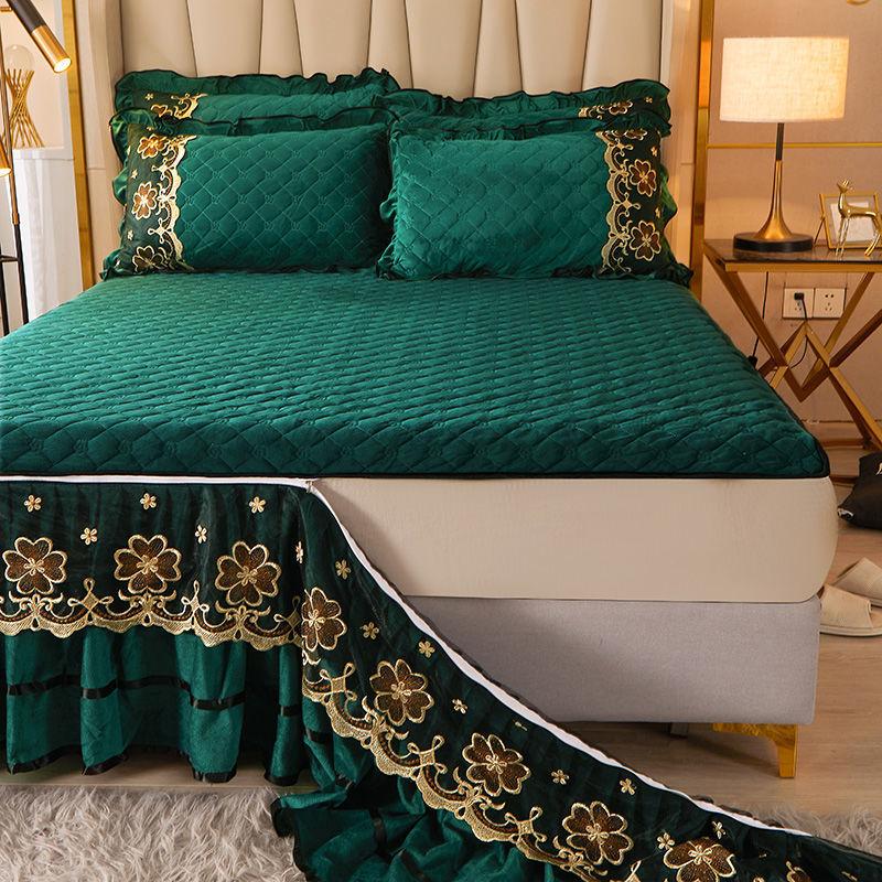 Luxury Euro Crystal Velvet Gold Lace Ruffles Quilted Zipper Removable Bed Skirt Mattress Cover Bedspread Pillowcases Bedding Set
